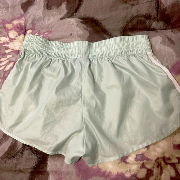 Adidas shorts - Picture 3 of 3
